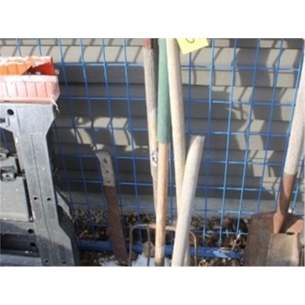2 RAKES, HOE & BLOW HAMMER