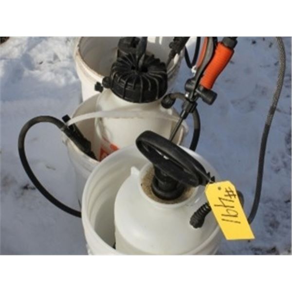 3 SPRAYERS