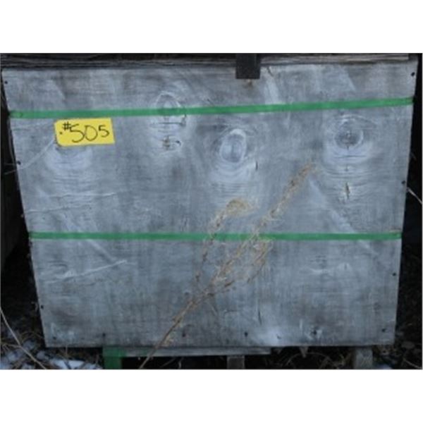 PALLET OF CROSS CUT TRAVERTINE TILE (98 PIECES)