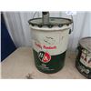 Image 3 : 3 BA Pails 1) 5 Gal Gear OIl 1)25LB Grease  1) 25 Gal ?? Grease