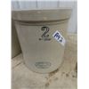 Image 3 : 2 Medalta Crocks 1) 3 Gal 1) 2 Gal