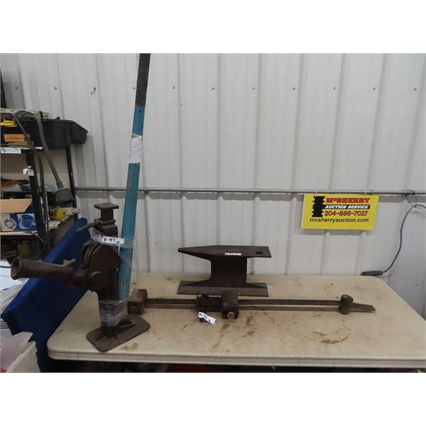 BARRET Lg Builidng Jack w Hood Handle & Anvil,& Fairbanks Scale