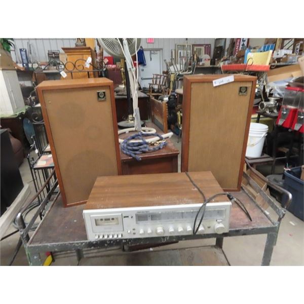 (K) Soundsign AM/FM Receiver & Set of Rectilinear Speakers