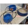 Image 2 : 2 Submergible Water Pumps, 3 Heated Dog Dishes