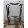 Image 1 : Metal Yard Arch w Gates
