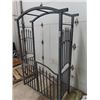 Image 2 : Metal Yard Arch w Gates