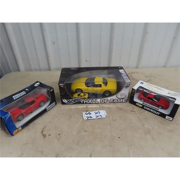 3 Die Cast  Toy Corvette Cars In Box