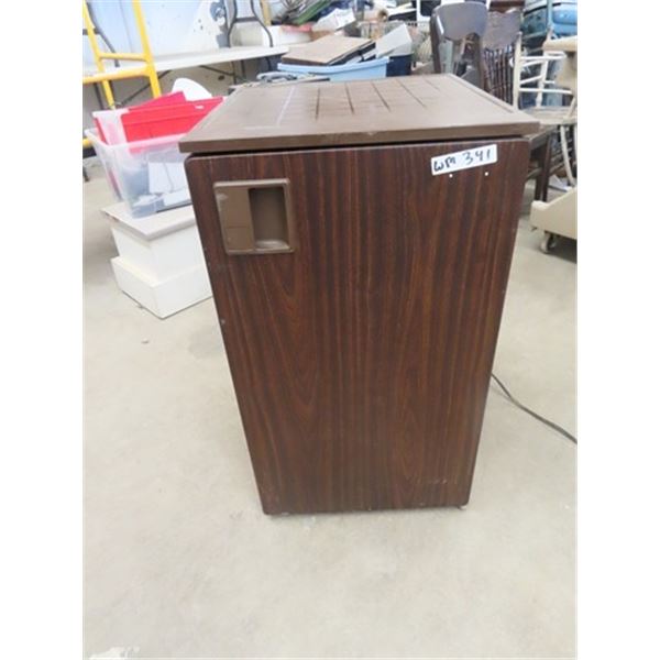 Dimplomat Bar Fridge