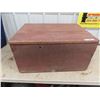 Image 1 : Wooden Chest 15.5" x 30.5" x 22"