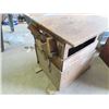 Image 2 : Table Saw w HM Cabinet
