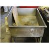 Image 1 : STAINLESS STEEL SINK