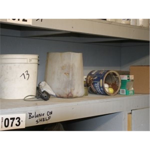 BALANCE ON SHELF OF OIL FILTERS, ELECTRIC MOTORS, CHAIN, PARTS