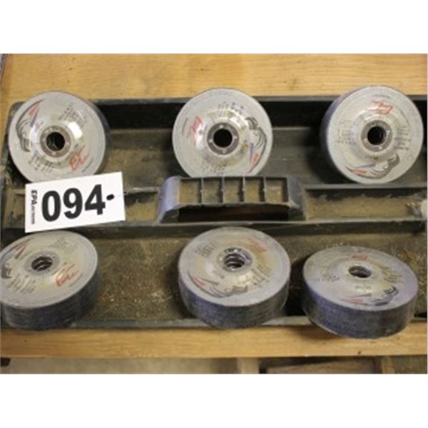 PLASTIC TRAY C/W 6 PKGS OF GRINDER DISCS