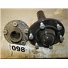 Image 1 : 2 TRAILER HUBS
