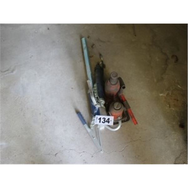 2 BOTTLE JACKS, DRUM PUMP, GREASE GUN