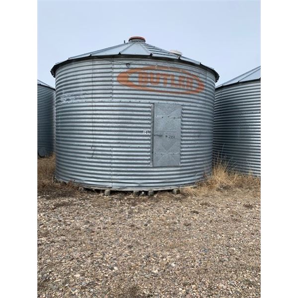 BUTLER 3 RING APPROX 2650 BU C/W LADDER & OPENER