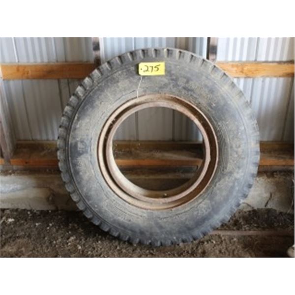 11R 22.5 TIRE