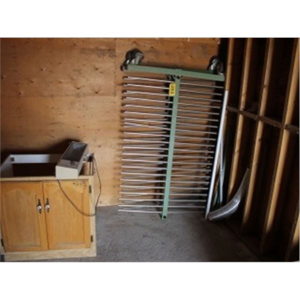 WOOD CABINET, ELECTRIC HEATER, METAL CART RACK