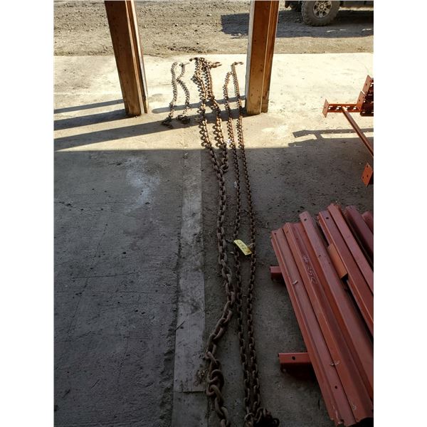 APPROX 5 CHAINS (VARIOUS LENGTHS)