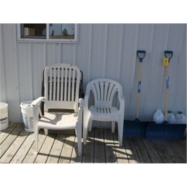 APPROX 5 CHAINS, 2 SHOVELS, 3 JUGS, 2 PAILS