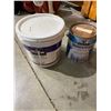 Image 1 : Ceiling flat paint and other can of paint