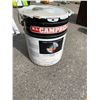 Image 1 : Varnish 1/2 full