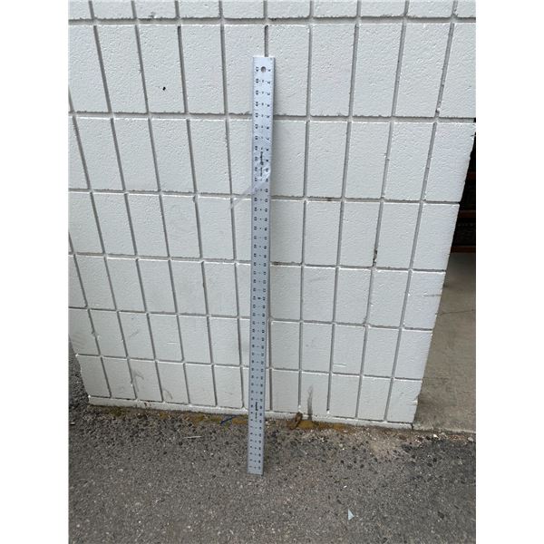Meter stick