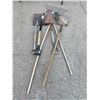 Image 1 : Lot yard tools