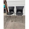 Image 1 : Pair stacking chairs