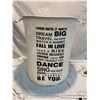 Image 1 : Laundry basket