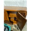 Image 2 : Cabinet