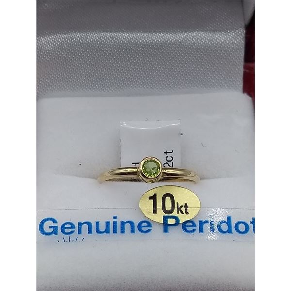 10Kt Peridot Bezel baby ring