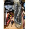 Image 1 : Grease guns and hand tools