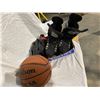 Image 1 : Roller blades size 10, tube and basket ball