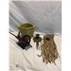 Image 1 : Candle holder vase and other