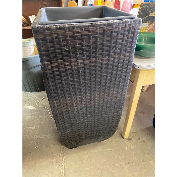 Planter 41 inches tall