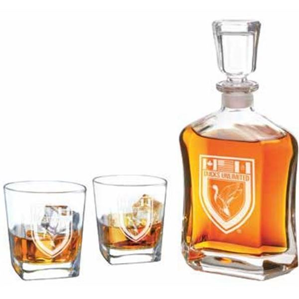 ELEGANT 3-PIECE WHISKEY DECANTER SET