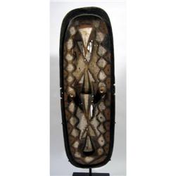 A FINE HUNSTEIN ANCESTOR MASK (garra),
