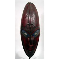A FINE RAMU CEREMONIAL ANCESTOR MASK,