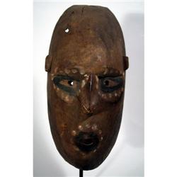 A FINE COASTAL RAMU MASK,
