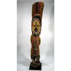 A MAPRIK ANCESTOR SCULPTURE,