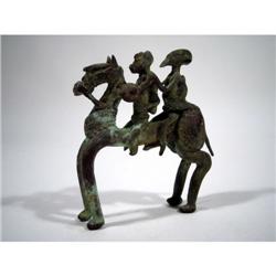 AN OLD DOGON BRONZE SCULPTURE,