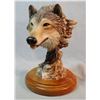 Image 1 : Gray wolf resin sculpture, 9" x 6" w x 7", unsigned'