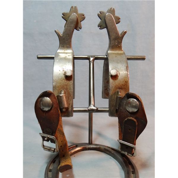 Crockett spurs w/star rowels, chap guards