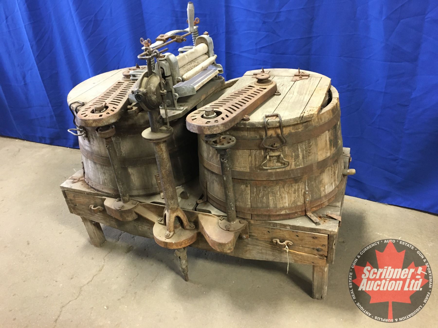 Wooden Commercial Double Wringer Washer (45