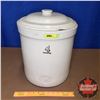 Image 1 : 4 Gallon Crock with Lid - Medalta (15-1/2"H x 12" Dia)