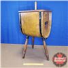 Image 3 : The Improved Union Churn No. 1 - Wooden - 3 Legs (37"H x 19"W x 13-1/2"D) (h = with Pole) (w = with 