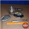 Image 2 : Coleman Gas Iron Model 4A with Trivet & Pump