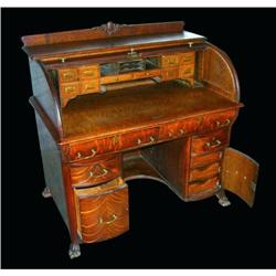 Macys Brand Ladies Roll Top Desk.