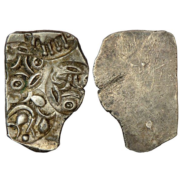 Ancient India: Archaic silver punch-marked coin, Tapi-Wainganga Valley region, ½ Karshapana, 1.62g